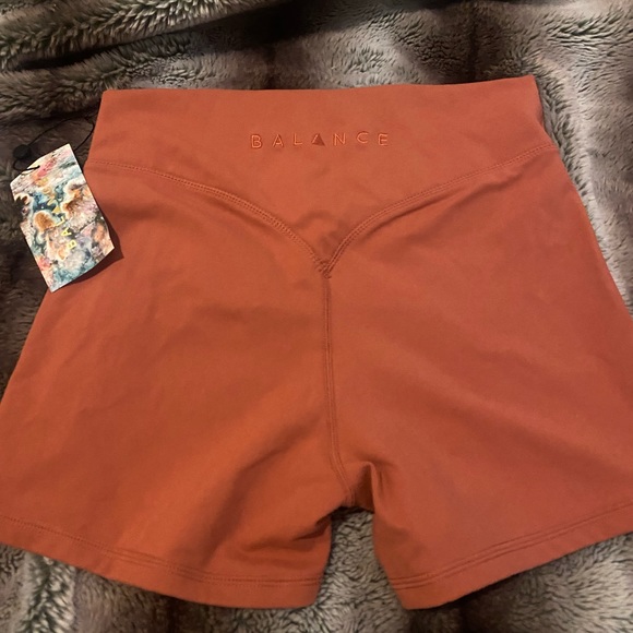 Balance Athletica Pants - Balance Athletica Cloud Short - Sunstone